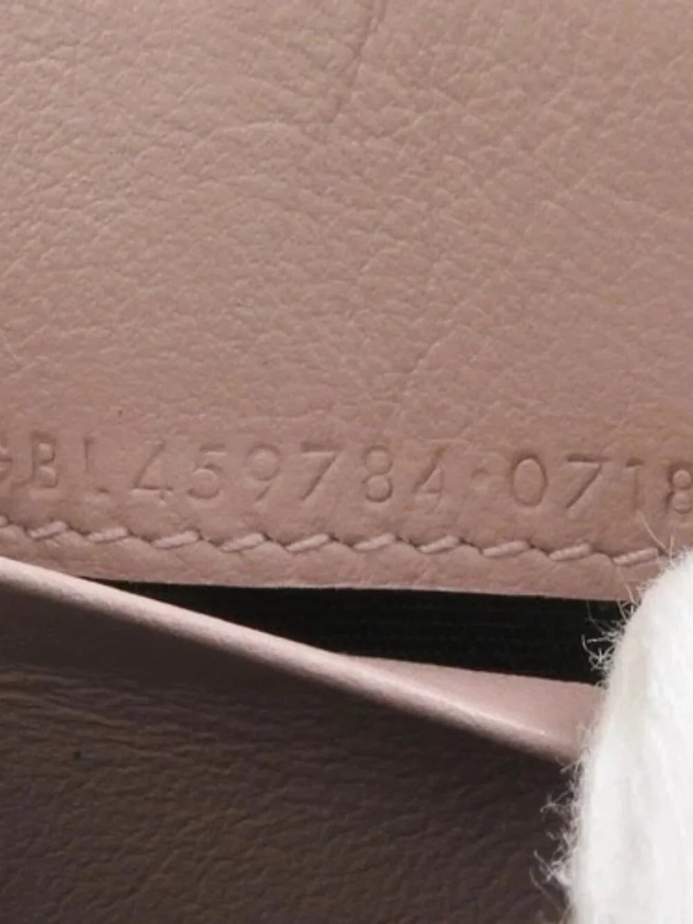 Auth SAINT LAURENT Trifold Wallet Pink Embossed Leather - h31195a - Picture 10 of 11